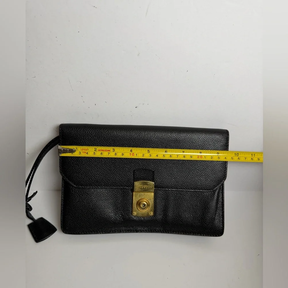 Vintage Givenchy Gentleman Black PebblLeather Pochette Clutch Wristlet Push Lock